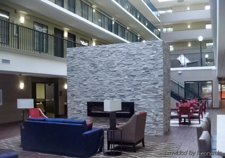 Comfort Suites Near Potomac Mills Woodbridge Exterior photo